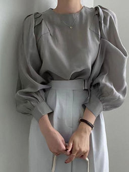 Outzidr - Grey Puff Sleeves Side Pleated Detail Vaca Top