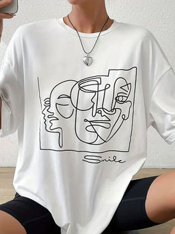 Outzidr - Street White Chest Print Graphic T-Shirt