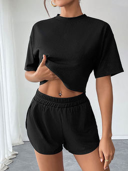 Outzidr - Street Black Crop T-Shirt