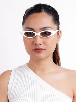 Joker and Witch - Joker & Witch Kendall White & Pink Cat Eye Sunglasses (47)