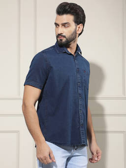 CRIMSOUNE CLUB - Men Navy Blue Cotton Denim Shirt