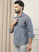 Navy Blue color option, Currently selected