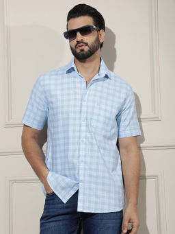 CRIMSOUNE CLUB - Men Blue Checks Cotton Half Sleeves Shirt