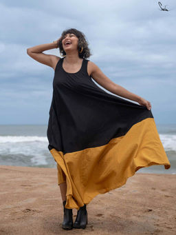 Suta - Women Black Cotton Sleeveless Dress