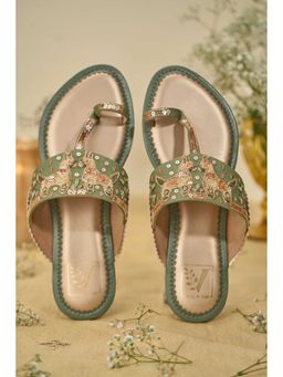 House of Vian - Green Asva Kolhapuris