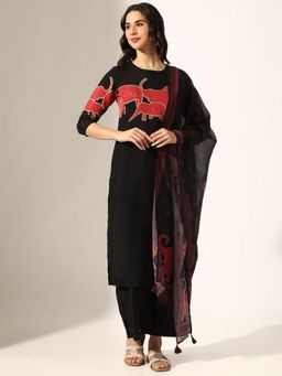 SHOWOFF - Black Cotton Blend Animal Print Kurta with Trouser and Dupatta