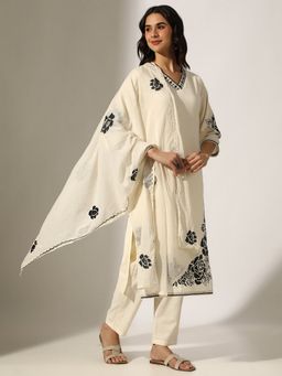 SHOWOFF - Cream Cotton Blend Embroidered Kurta with Trouser and Dupatta
