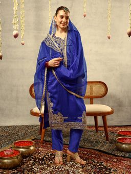 ISHIN - Blue Silk Blend Embroidered Kurta with Trouser and Dupatta