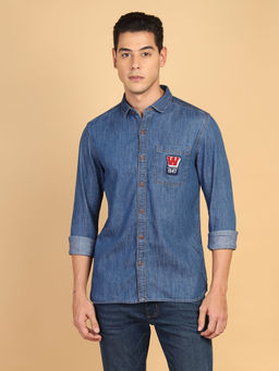 Wrangler - Men Solid Blue Denim Regular Fit Shirt