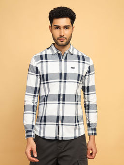 Wrangler - Men Checked Blue Regular Fit Shirt