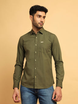Wrangler - Men Solid Green Regular Fit Shirt