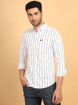 Wrangler - Men Striped White Regular Fit Shirt