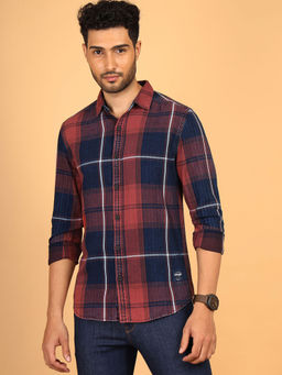 Wrangler - Men Checked Red Regular Fit Shirt