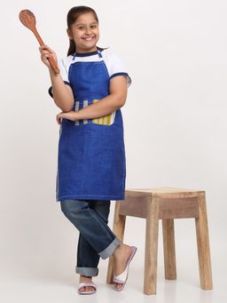 ARRABI - Blue Solid TC Cotton Blend Baby Apron with 2 Patch Pockets
