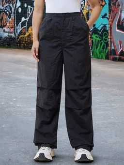 Bewakoof - Women's Black Baggy Oversized Parachute Pants