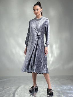 Onto by Aanchal - Silver Gaby Velvet Midi Dress