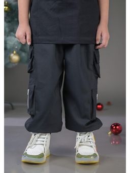 Budding Bees - Box Side Pocket Solid Trouser - Black