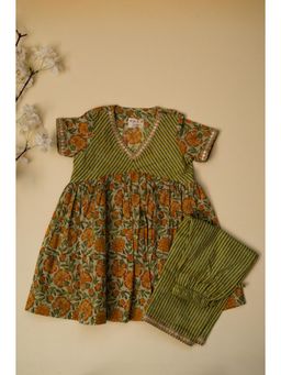 ADYA - Greenish Yellow Co-Ord (Set of 2)