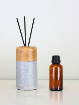 At Home by Nilkamal - Wooden Finish Reed Diffuser Storage Jar with 3 Sticks - Grey