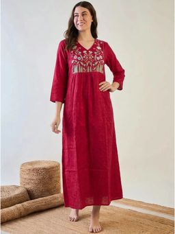 The Kaftan Company - Magenta Fuschia Floral Embroidered Yoke Modal Jacquard Night Gown