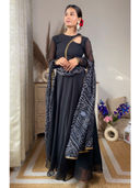 Black color option, Sold out, Currently selected