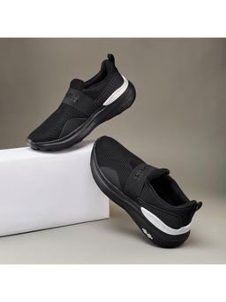 Campus - LAYER Men Black Walking Shoes
