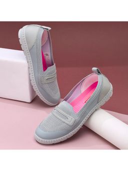 Campus - AVERY Women Grey Walking Shoes