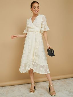 Styli - Off-white Short Sleeves Self Design Wrap Midi Dress