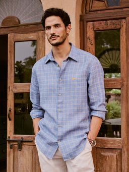 Andamen - Men Blue Linen Checks Slim Fit Casual Shirt