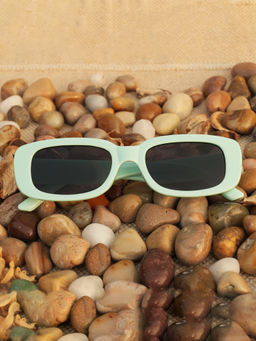 DukieKooky - Black Solid Uv Protection Full Rim Plastic Sunglasses Dksg594C (M)