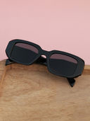Black color option, Sold out, Currently selected