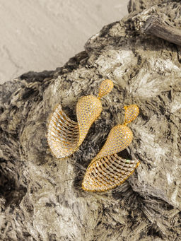 Shaze - Underwater Orchid Three Tone Danglers Earrings Rhodium-Plated Jewellery (L)