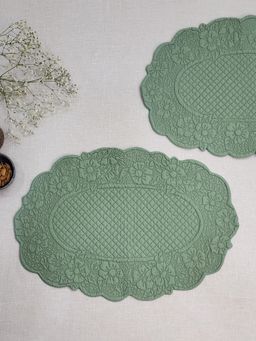 Design Gaatha - Quilted Cotton Light Olive Oval Table Mats (Pack of 2)