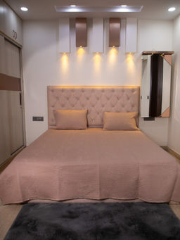 StudioHMK - Bronze Textured Cotton Double Bedcover with 2 Pillow Covers