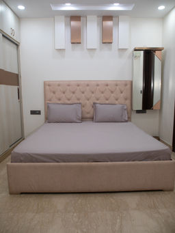 StudioHMK - Tan Almod Solid 100% Cotton King Bedsheet with Pillow Covers