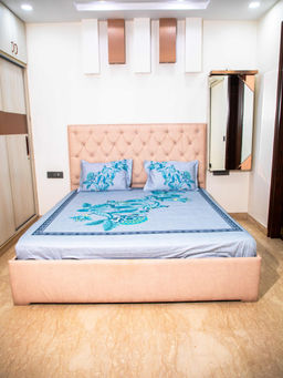 StudioHMK - Aqua Floral Print 100% Cotton Flower Print Bedsheet with Pillow Covers (King)