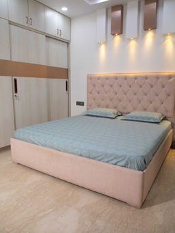 StudioHMK - Pastel Turquoise White Square 100% Cotton King Bedsheet with Pillow Covers