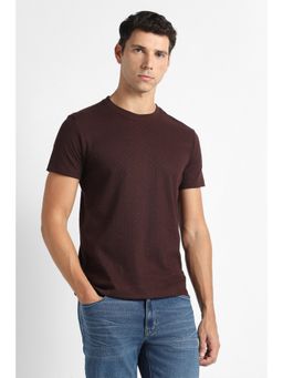 Van Heusen - Men Maroon Textured Crew Neck T-shirt