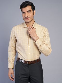 JadeBlue - Men Gold Pure Cotton Checks Regular Fit Formal Shirt