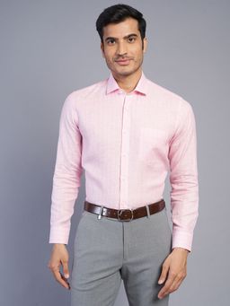 JadeBlue - Men Pink Linen Stripes Regular Fit Formal Shirt