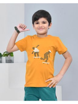 YOUMAA - Boys Cotton Typography Half Sleeve Round Neck Mustard T-Shirt