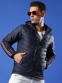 Campus Sutra - Men Dark Blue Quilted Puffer Jacket with Contrast Striped Sleeve