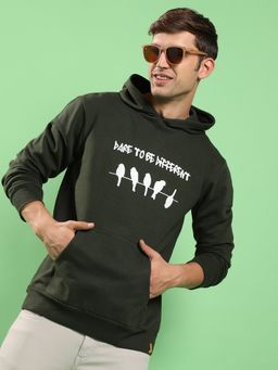 Campus Sutra - Men Green Dare To Be Different Hooded Sweatshirt with Kangaroo Pocket