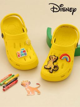 Yellow Bee - Boys The Lion King Clogs with Simba& Rainbow Charms - Yellow
