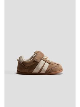 H&M - Boys Brown Trainers