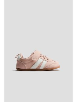 H&M - Boys Pink Trainers