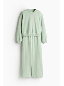 H&M - Women Green 2-Piece Sweatshirt