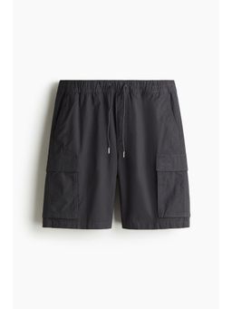H&M - Men Grey Regular Fit Cargo Shorts