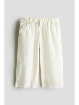 H&M - Girls White Broderie Anglaise Cropped Trousers