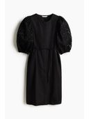 Black color option, Currently selected